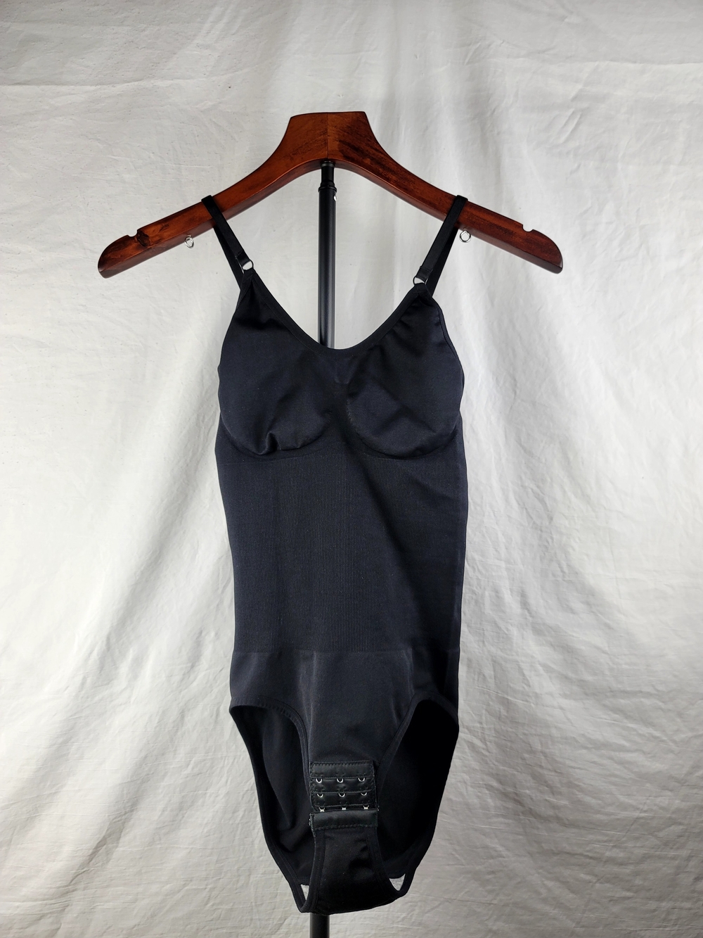 NWT Black Seamless Full Brief Shaping Bodysuit - S